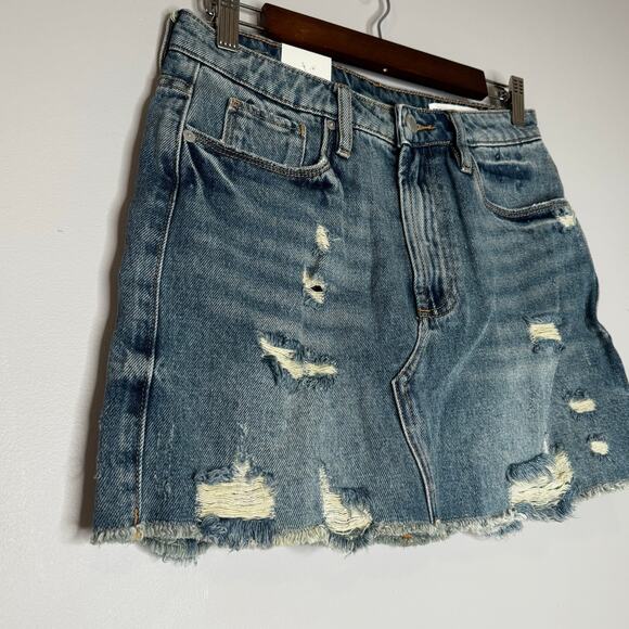 Blank NYC Eye Opener Blue Denim Frayed Mini Skirt Distressed NWT Size 26 - Picture 3 of 9